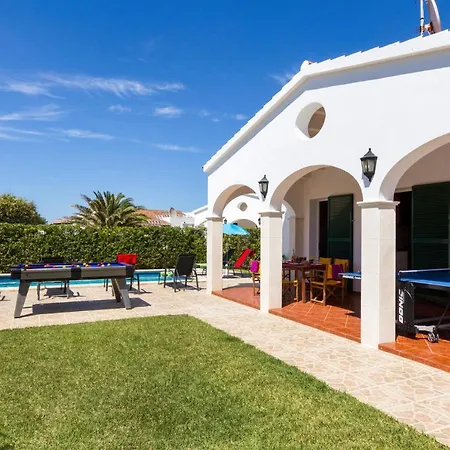 Βίλα Avellano By